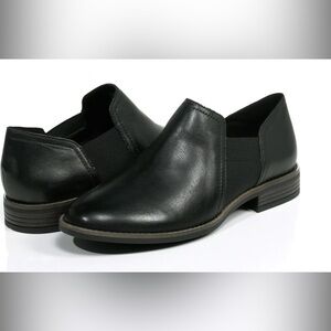 Women’s Clarks Camzin Step Black Leather Ankle Boots 11W